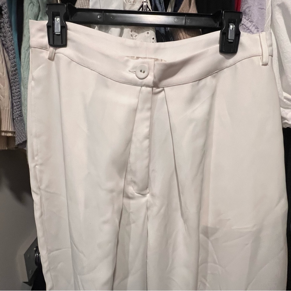La Fuori - Silk White Pleated Trousers